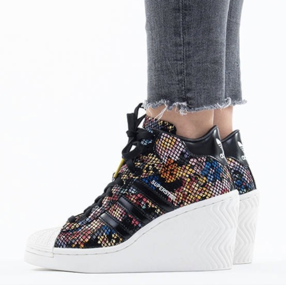🔥NWT adidas Originals Superstar Ellure Wedge Shoes - Picture 1 of 9